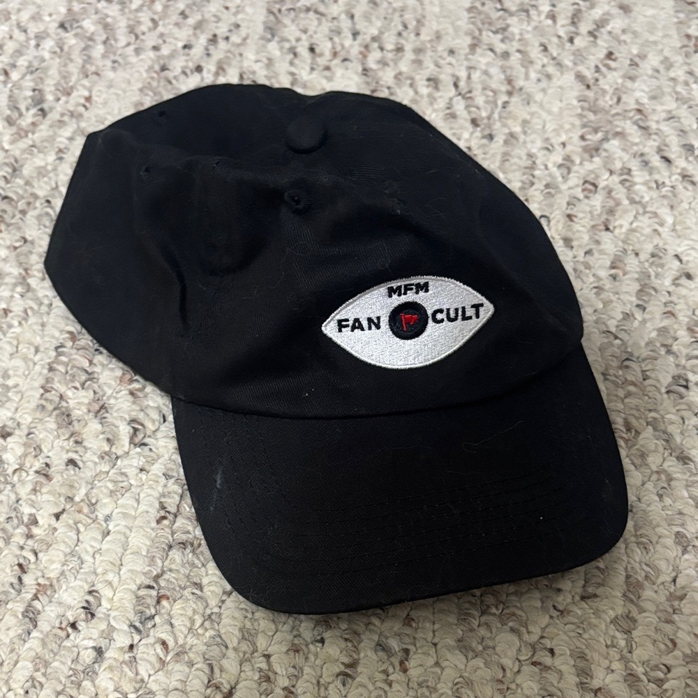 Black Fan Cult Cap